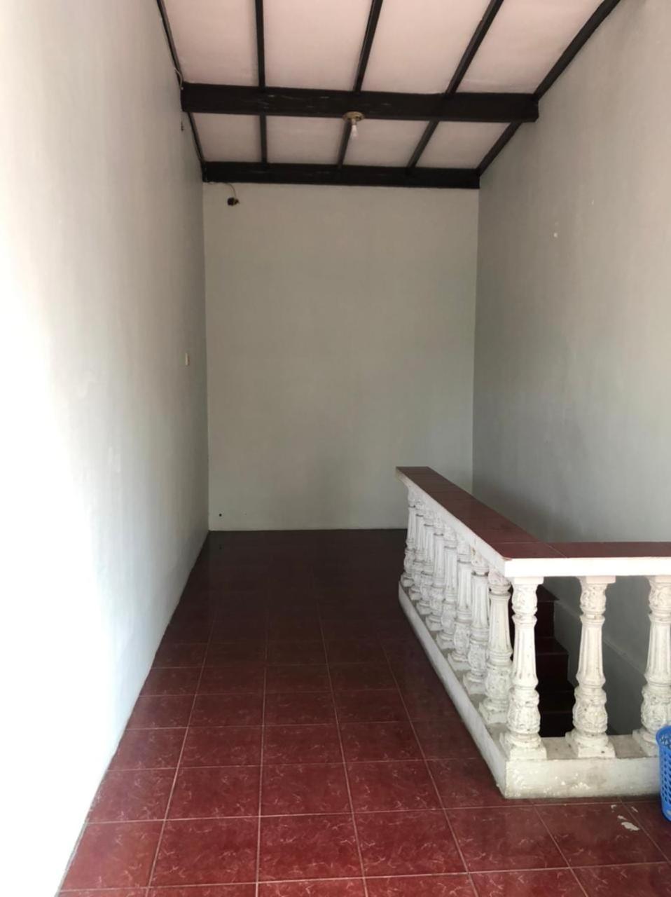 Oyo 90482 Rumah Oma Syariah Kupang  ภายนอก รูปภาพ