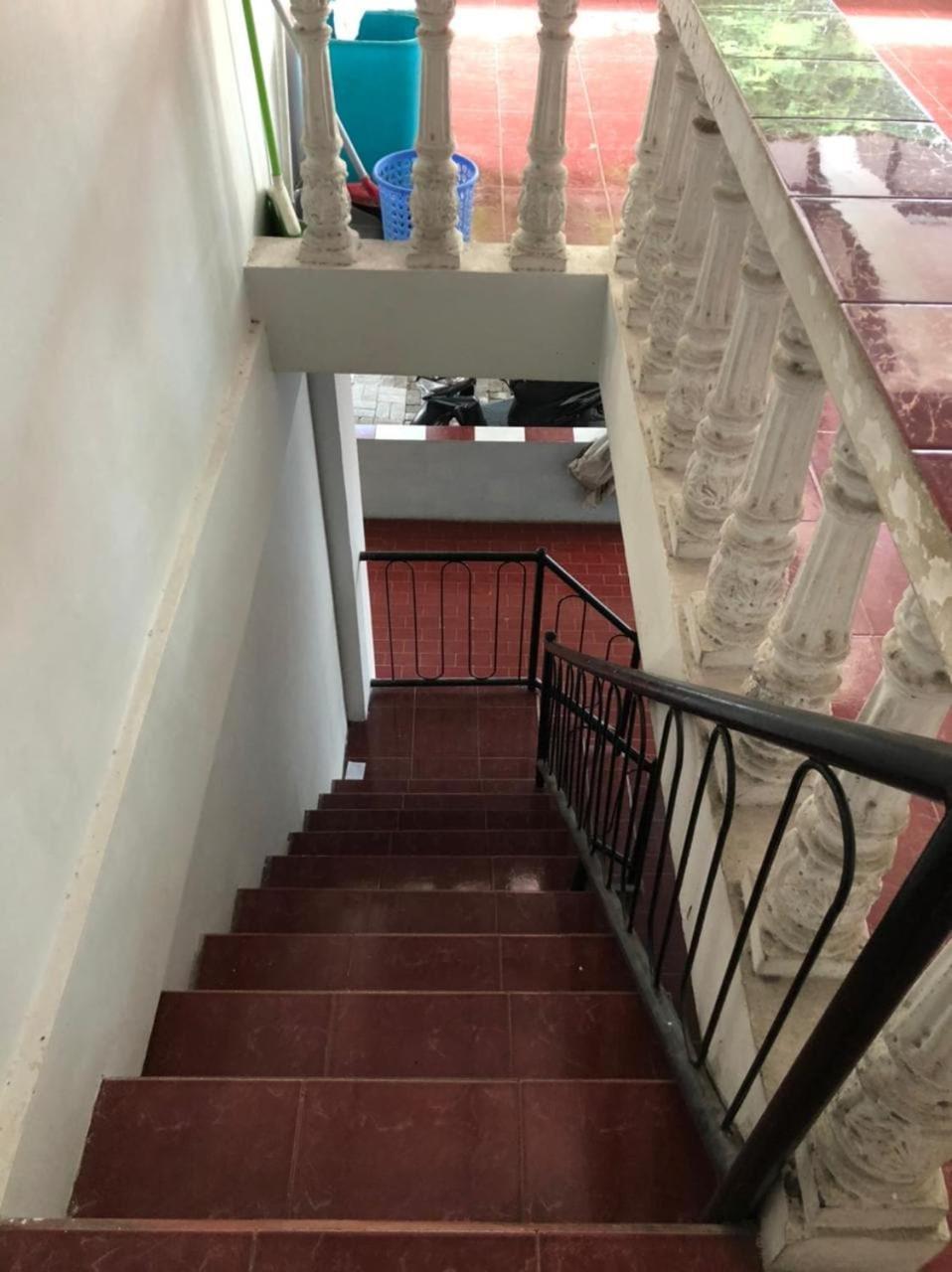 Oyo 90482 Rumah Oma Syariah Kupang  ภายนอก รูปภาพ