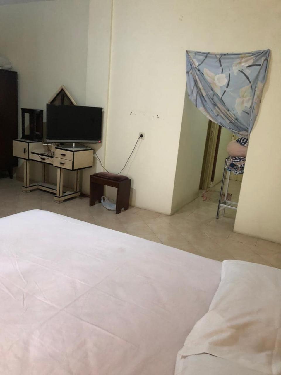 Oyo 90482 Rumah Oma Syariah Kupang  ภายนอก รูปภาพ
