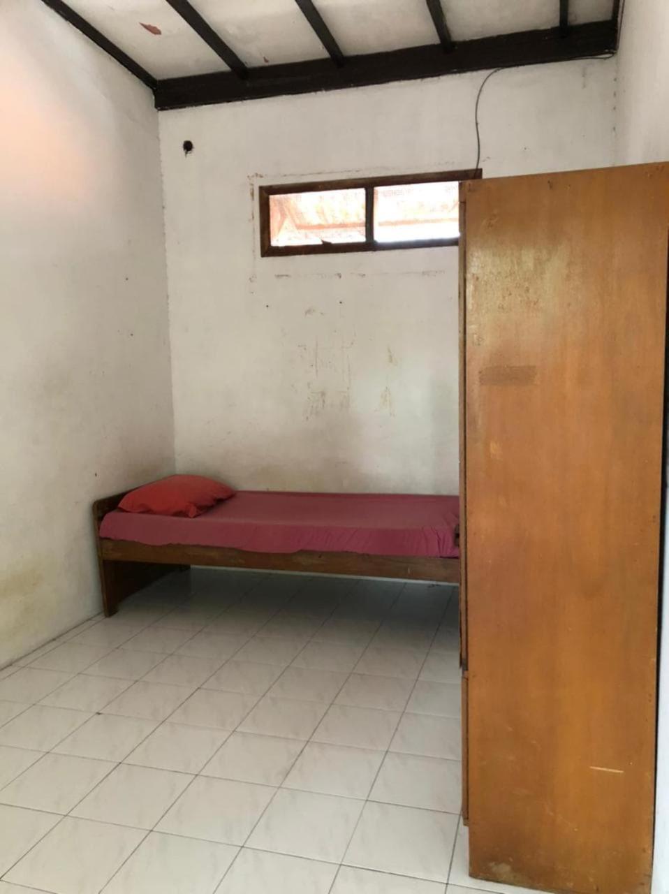 Oyo 90482 Rumah Oma Syariah Kupang  ภายนอก รูปภาพ